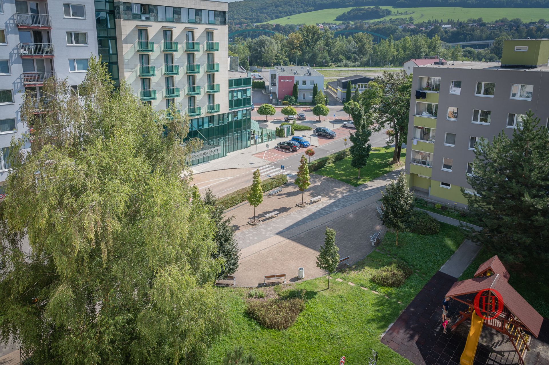 oskarhantak_foto_byt_Puchov_nam_slobody_20_z_27